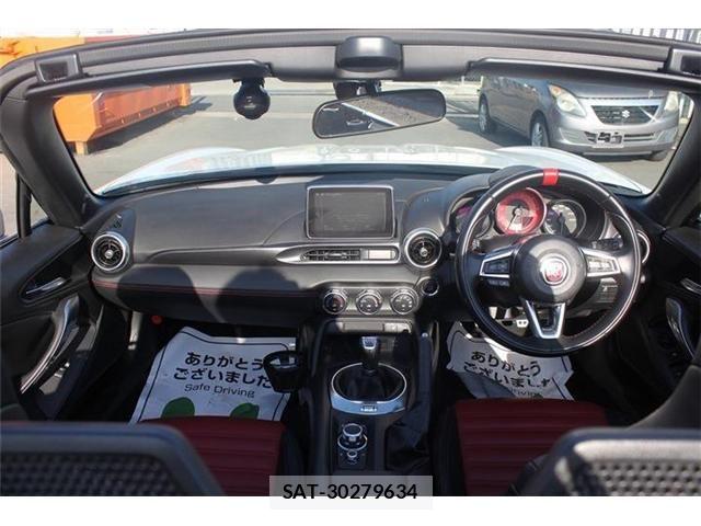 Abarth 124 Spider 2019-05 7390816-15