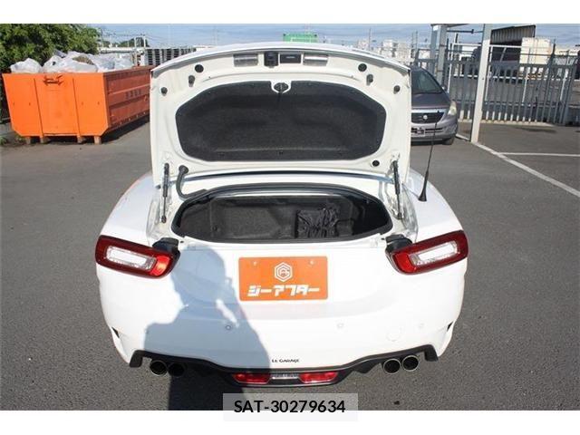 Abarth 124 Spider 2019-05 7390816-18