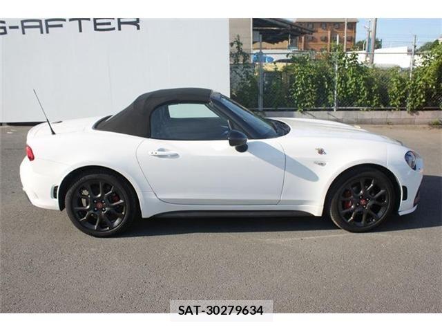 Abarth 124 Spider 2019-05 7390816-7