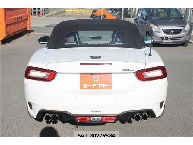 Abarth 124 Spider 2019-05 7390816-8