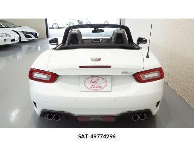 Abarth 124 Spider 2018-08 8144734-5