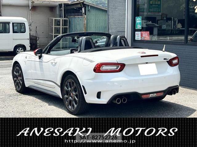 Abarth 124 Spider 2017-03 8334334-1