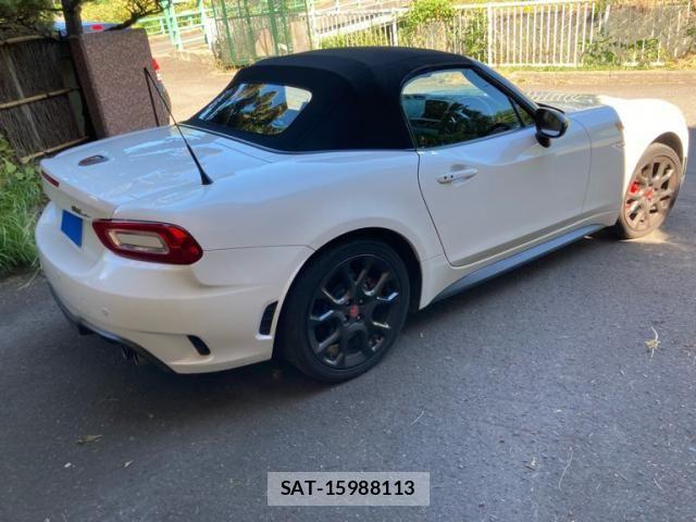 Abarth 124 Spider 2017-09 8409585-9