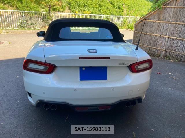 Abarth 124 Spider 2017-09 8409585-8