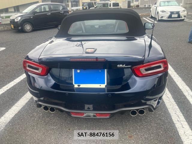 Abarth 124 Spider 2019-02 8409587-13