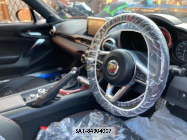 Abarth 124 Spider 2019-12 8657103-10