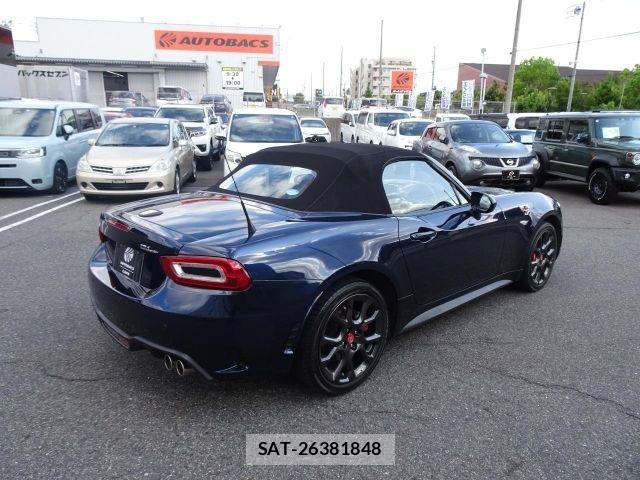 Abarth 124 Spider 2020-09 8739731-15