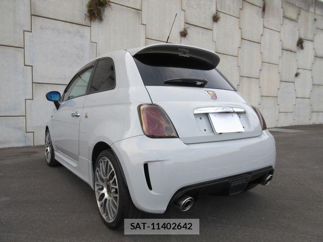 Abarth 500 2013-06 6790672-13