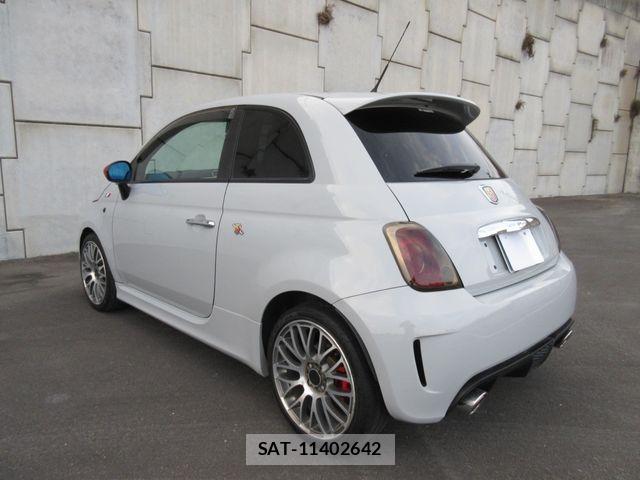 Abarth 500 2013-06 6790672-14
