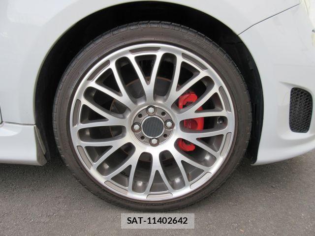 Abarth 500 2013-06 6790672-18