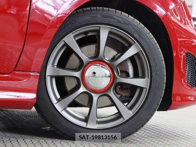 Abarth 500 2014-08 7390825-18