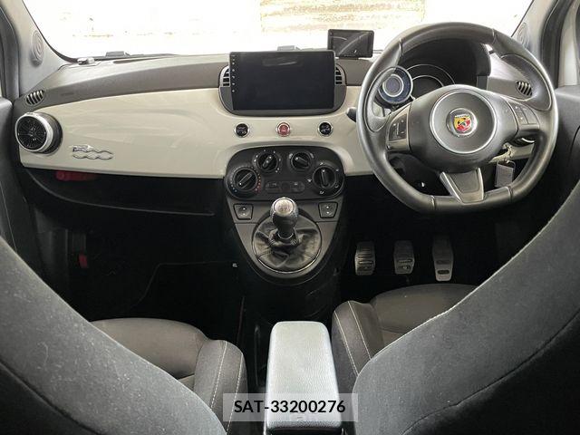 Abarth 500 2015-12 8244209-11