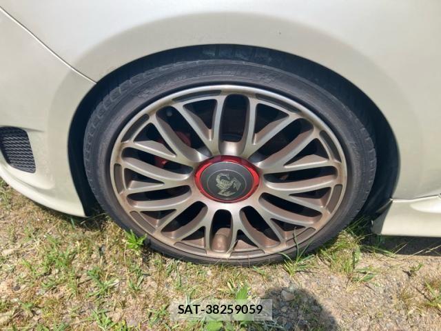 Abarth 500 2009-05 8312061-2
