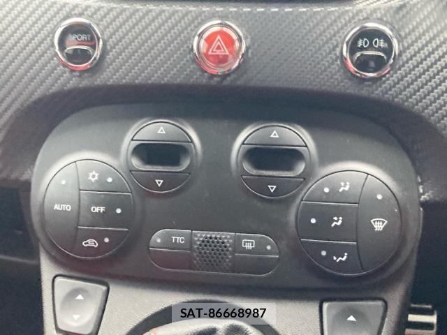Abarth 500 2009-12 8409686-18