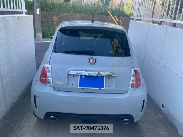 Abarth 500 2012-08 8522541-2