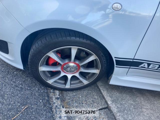 Abarth 500 2012-08 8522541-4