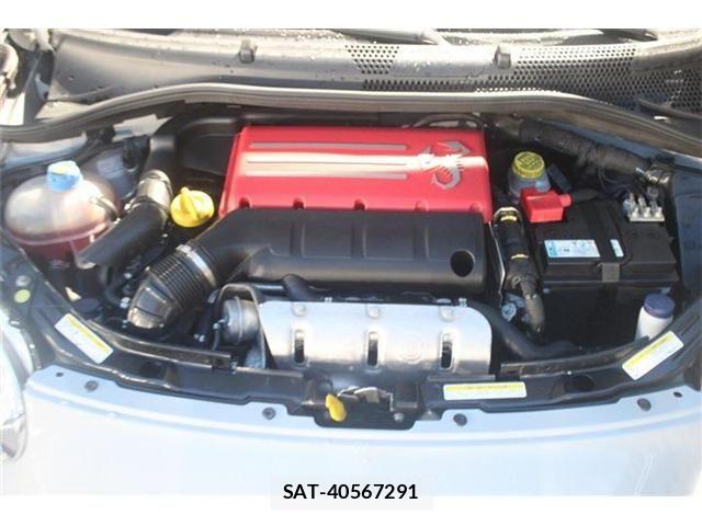 Abarth 500 2015-07 8795026-15