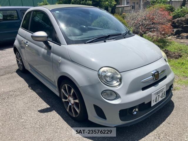 Abarth 500 2011-01 7452269-2
