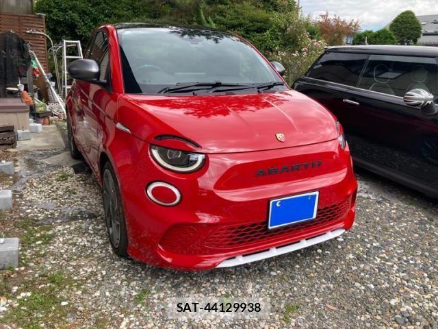Abarth 500 2023-10 7614558-1
