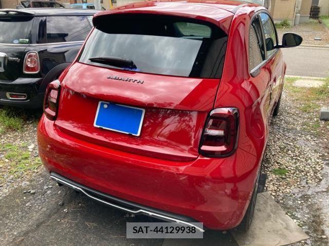 Abarth 500 2023-10 7614558-4