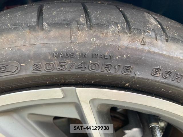 Abarth 500 2023-10 7614558-8