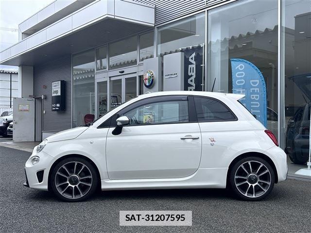Abarth 595 2018-05 1202188-7