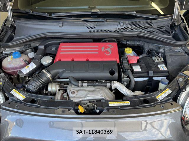 Abarth 595 2016-04 1329329-18