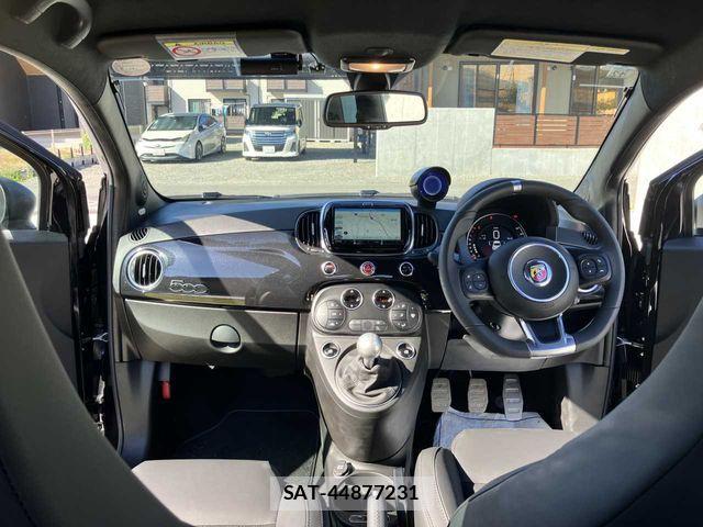 Abarth 595 2020-12 1353132-3