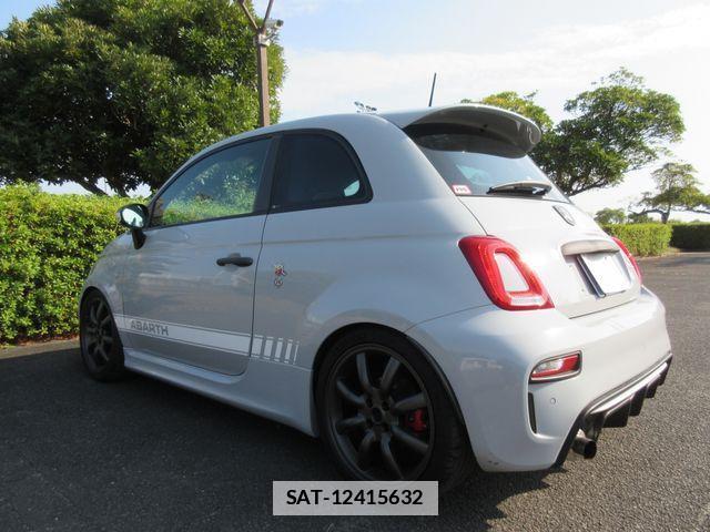 Abarth 595 2020-09 1583520-15