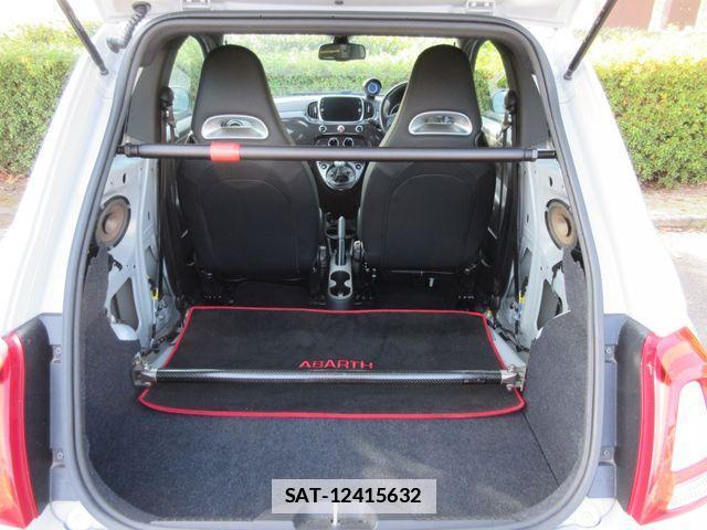 Abarth 595 2020-09 1583520-25