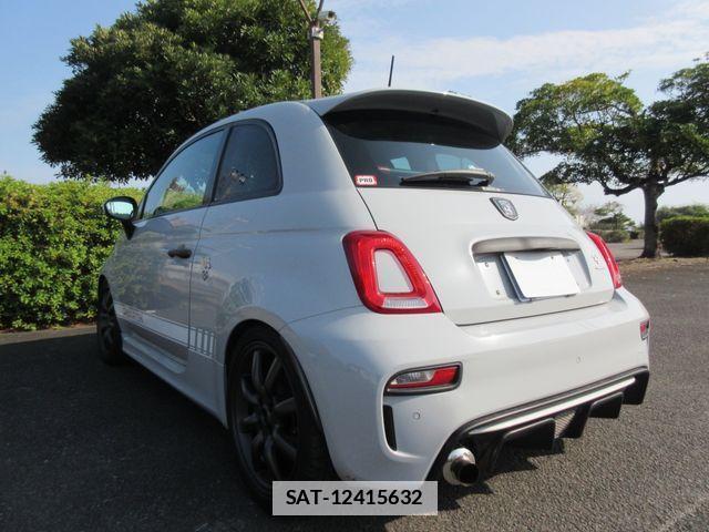 Abarth 595 2020-09 1583520-2