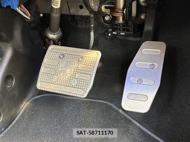 Abarth 595 2019-07 1657015-23