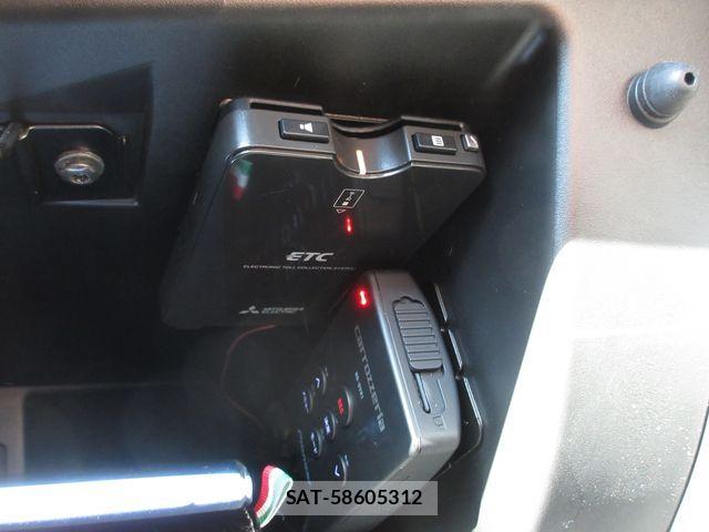 Abarth 595 2018-04 2294170-22