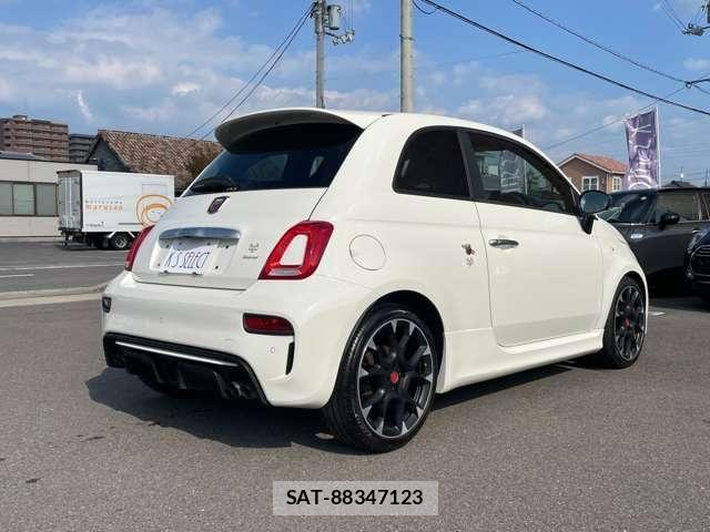 Abarth 595 2017-03 3657902-4