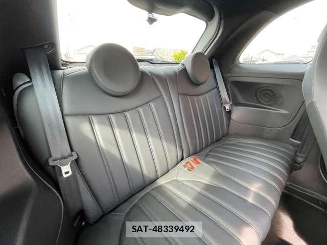 Abarth 595 2019-10 3657899-13