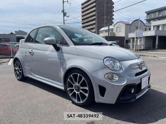 Abarth 595 2019-10 3657899-2