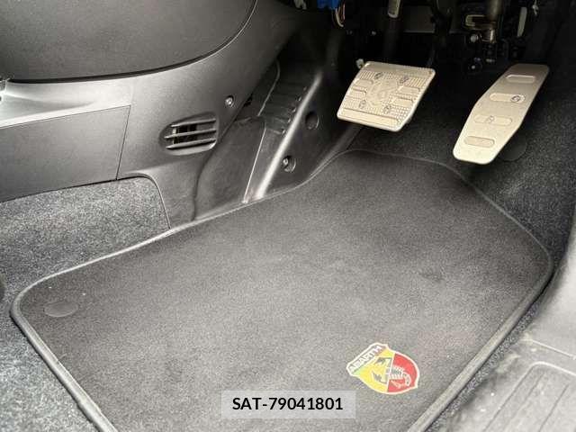 Abarth 595 2019-12 5859035-16