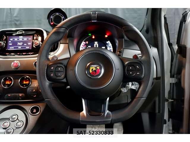 Abarth 595 2017-10 5859036-11