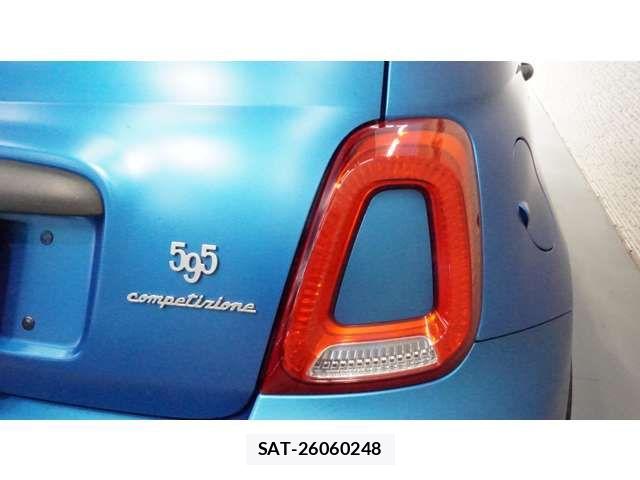 Abarth 595 2022-05 6008165-9