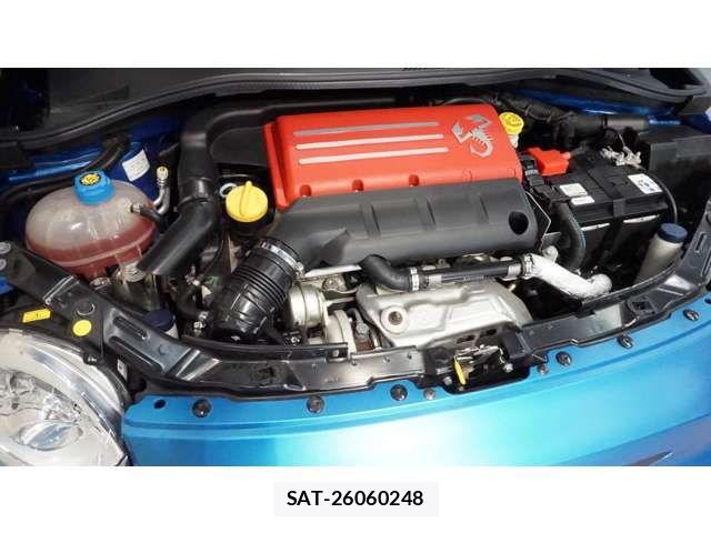 Abarth 595 2022-05 6008165-13