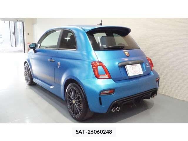 Abarth 595 2022-05 6008165-7