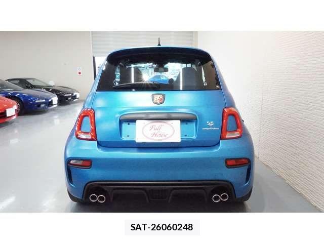 Abarth 595 2022-05 6008165-8