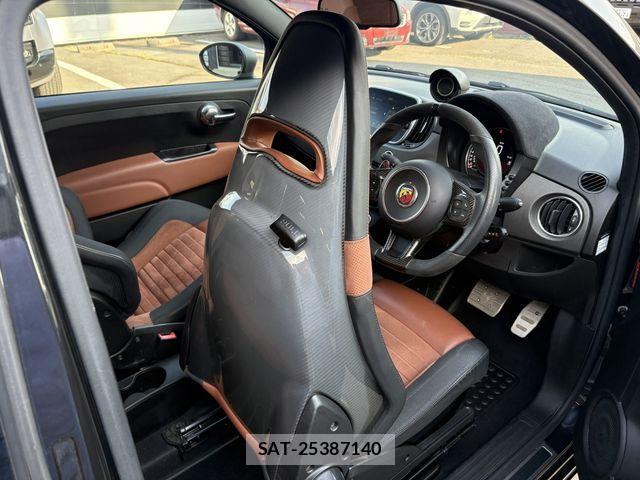 Abarth 595 2019-09 6610220-25