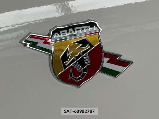 Abarth 595 2023-02 6715534-10