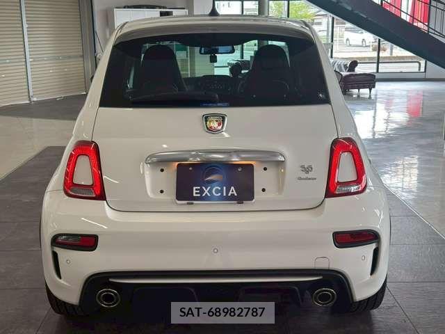 Abarth 595 2023-02 6715534-5