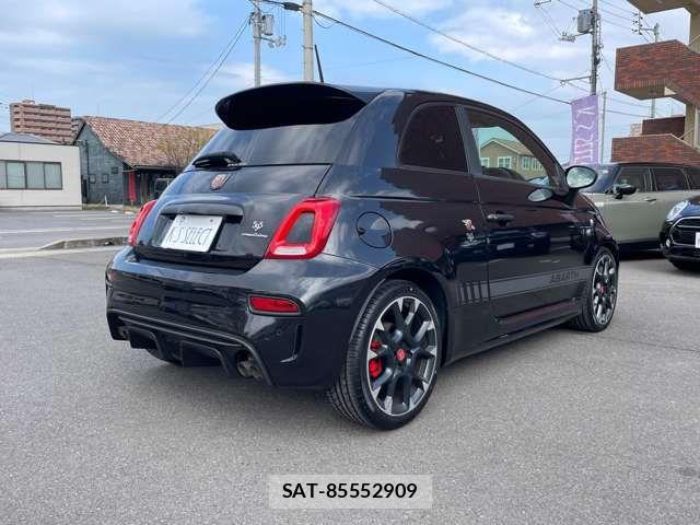 Abarth 595 2017-06 6715535-4