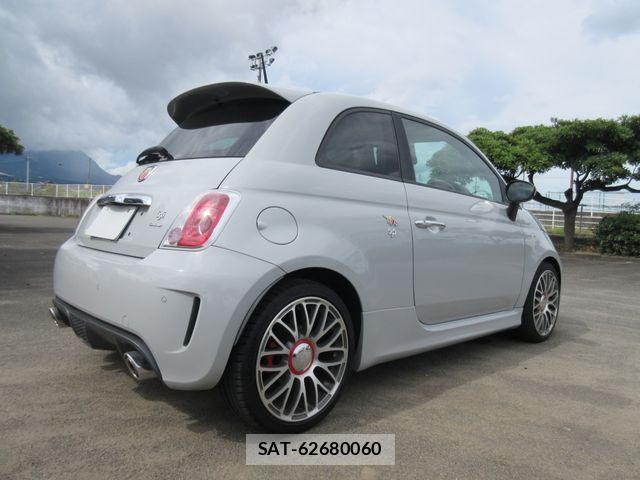 Abarth 595 2015-12 6790668-12
