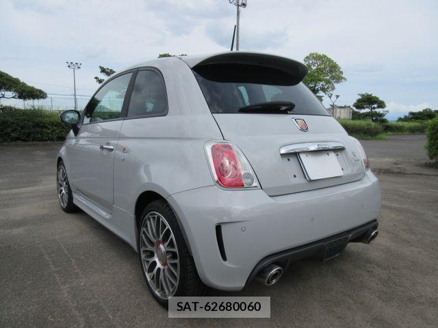 Abarth 595 2015-12 6790668-14