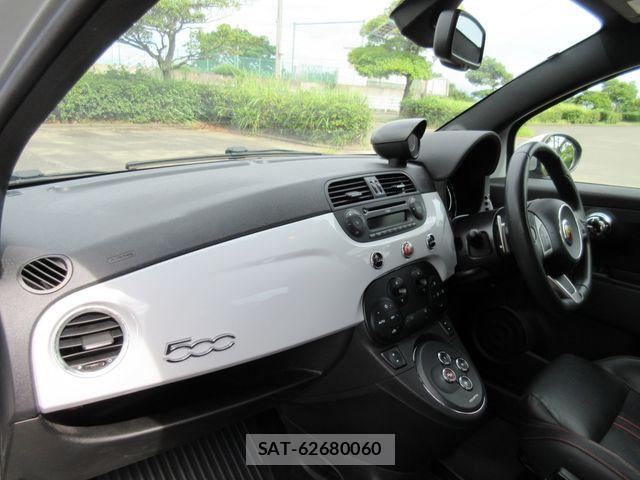 Abarth 595 2015-12 6790668-23