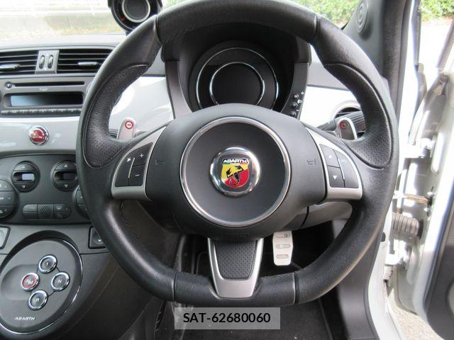 Abarth 595 2015-12 6790668-28